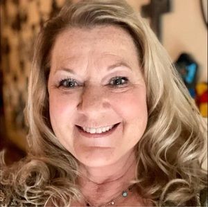 Meet your Posher, Karla